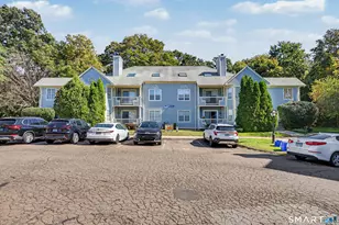 75 Redwood Dr, East Haven, CT 06513 - Photo 10