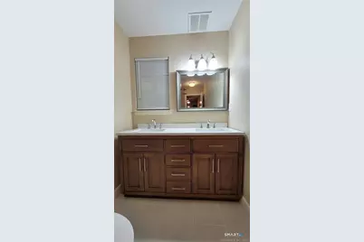 9 Debra Court #9, Cromwell, CT 06416 - Photo 10
