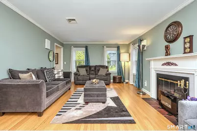 31 Chestnut Street, Plymouth, CT 06786 - Photo 4