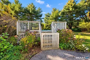 662 Forest Rd, North Branford, CT 06472 - Photo 28