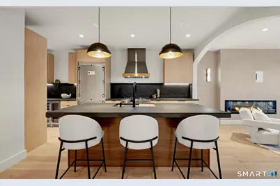 19 Davenport Avenue, Greenwich, CT 06830 - Photo 2