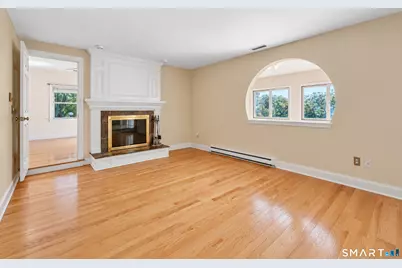 211 Phipps Drive, West Haven, CT 06516 - Photo 18
