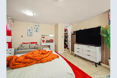77 West Avenue, Stamford, CT 06902 - Photo 32