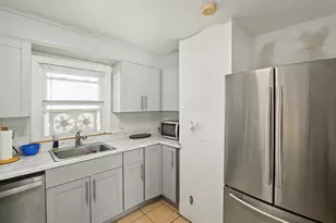 77 West Ave, Stamford, CT 06902 - Photo 16