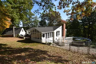 726 William St Ext, Portland, CT 06480 - Photo 6