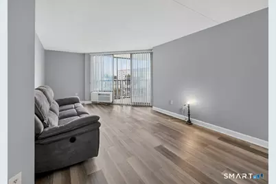 140 Captain Thomas Boulevard #409, West Haven, CT 06516 - Photo 6