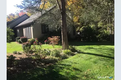 24 Heritage Crest #B, Southbury, CT 06488 - Photo 1
