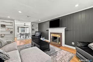 132 Cheney Ln, Newington, CT 06111 - Photo 10