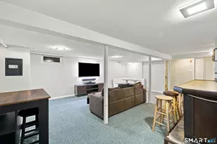 132 Cheney Ln, Newington, CT 06111 - Photo 28
