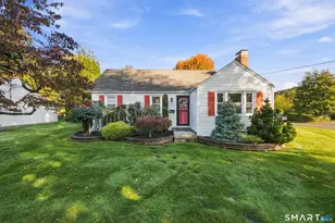132 Cheney Ln, Newington, CT 06111 - Photo 4