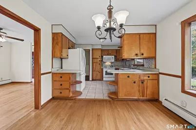 4 North Pleasant Rise, Brookfield, CT 06804 - Photo 8