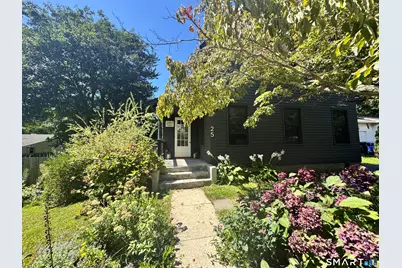 25 Pequot Avenue, Groton, CT 06355 - Photo 1