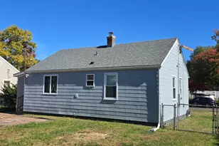 21 Lafayette Ave, East Hartford, CT 06118 - Photo 6
