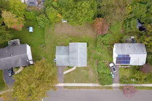 141 Flower Dr, Hamden, CT 06518 - Photo 36