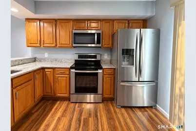 73 Coalpit Hill Road #4, Danbury, CT 06810 - Photo 2