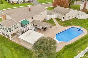 11 Crestwood Rd, Branford, CT 06405 - Photo 4