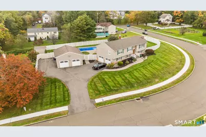 11 Crestwood Road, Branford, CT 06405 - Photo 2