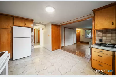 754 Jones Hill Road, West Haven, CT 06516 - Photo 6
