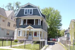 33-35 Magnolia St, Hartford, CT 06112 - Photo 1