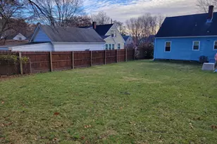 16 Baldwin Rd, Hamden, CT 06514 - Photo 4