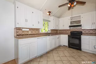 1 Boat Rd, Danbury, CT 06811 - Photo 10