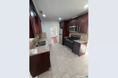 64 Mulberry Street #B, Stamford, CT 06907 - Photo 2