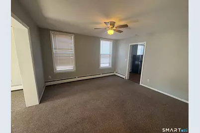 879 Whalley Avenue #2nd floor, New Haven, CT 06515 - Photo 10