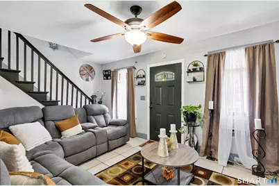 254 Hillside Avenue, Hartford, CT 06106 - Photo 4