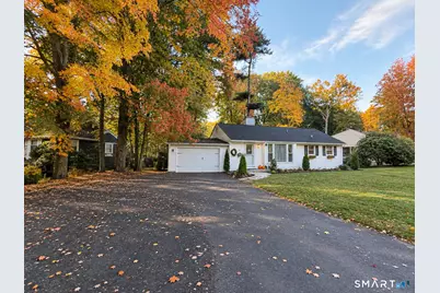 12 Walker Lane, Bloomfield, CT 06002 - Photo 2