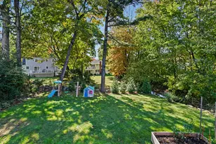 100 Fawn Dr, Stamford, CT 06905 - Photo 30