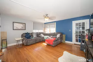 398 Elm St, Windsor Locks, CT 06096 - Photo 8