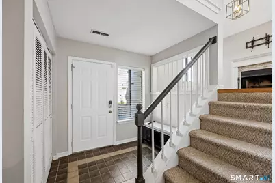 621 Longfellow Drive #621, Branford, CT 06405 - Photo 4