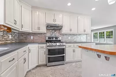 1 Arrowhead Trail, Waterford, CT 06385 - Photo 6