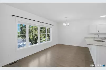 301 Harbour Close #102, New Haven, CT 06519 - Photo 10