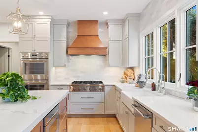 42 Woodbine Road, Stamford, CT 06903 - Photo 10