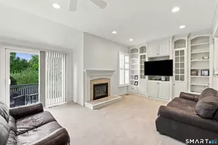 18 Metacomet Dr, Meriden, CT 06450 - Photo 4