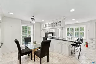 18 Metacomet Dr, Meriden, CT 06450 - Photo 6
