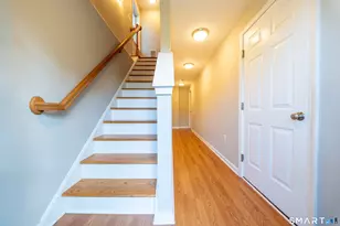 9 Englewood Ave, West Hartford, CT 06110 - Photo 2