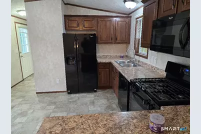 84 R and R Park, Killingly, CT 06241 - Photo 8