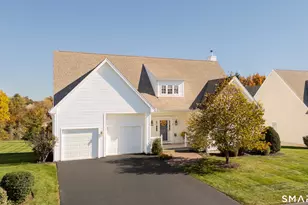 3 Balsam Ridge Cir, Wallingford, CT 06492 - Photo 1