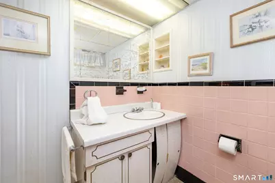 28 Dix Road, Wethersfield, CT 06109 - Photo 26