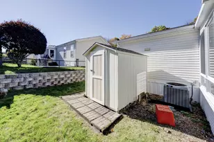 17 Bayberry Ln, East Windsor, CT 06088 - Photo 8