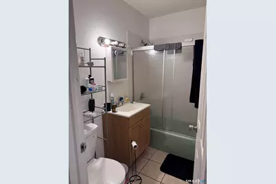[Address not provided], Hartford, CT 06114 - Photo 4