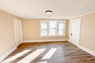 595 N Main St, Suffield, CT 06078 - Photo 16