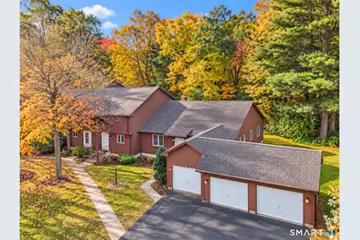 25 Candlewood Drive #25, Enfield, CT 06082 - Photo 2