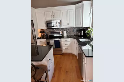 27 Tamarack Drive #27, Bloomfield, CT 06002 - Photo 10