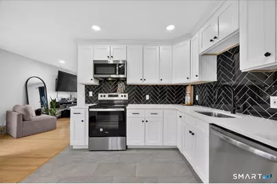 48 Dell Avenue, New London, CT 06320 - Photo 10
