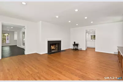 82 Rilling Ridge, New Canaan, CT 06840 - Photo 16