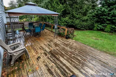 274 Sunnybank Avenue, Stratford, CT 06614 - Photo 32