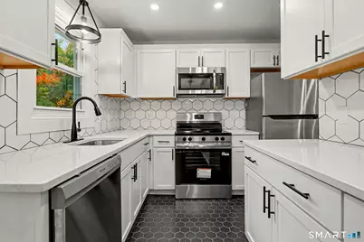 35 Columbine Drive, Trumbull, CT 06611 - Photo 8